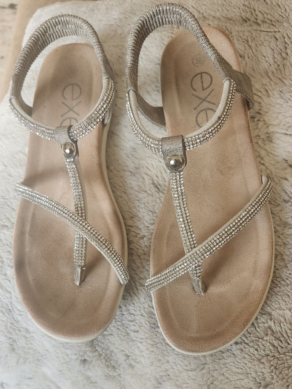 Womens AV1 comfort T-Strap Rhinestone Sandals,silver